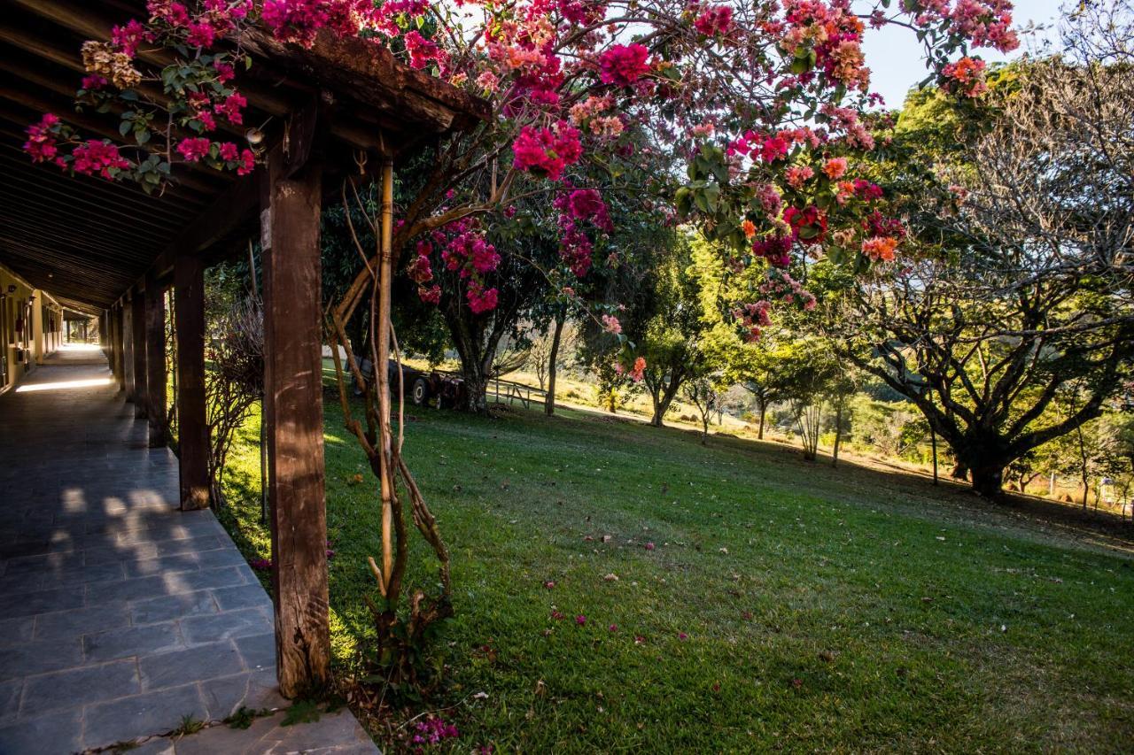 Pousada E Espaco Flor Da Serra กรูเซรู ภายนอก รูปภาพ
